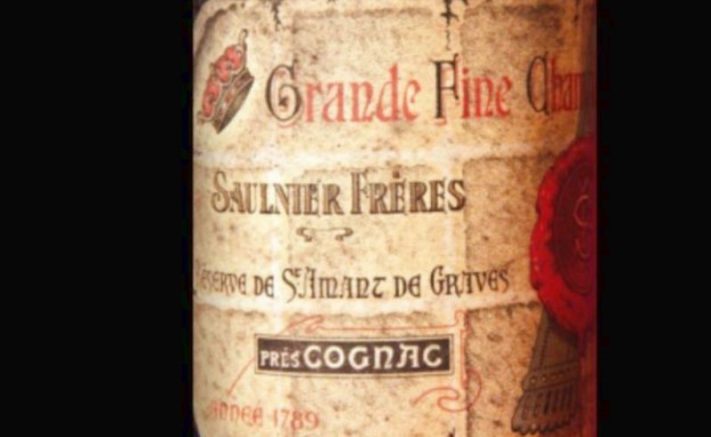 Cognac vintage del 1789 liquori pregiari e sigari rari all’asta da Christie’s